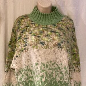 New ladies aerie pullover sweater